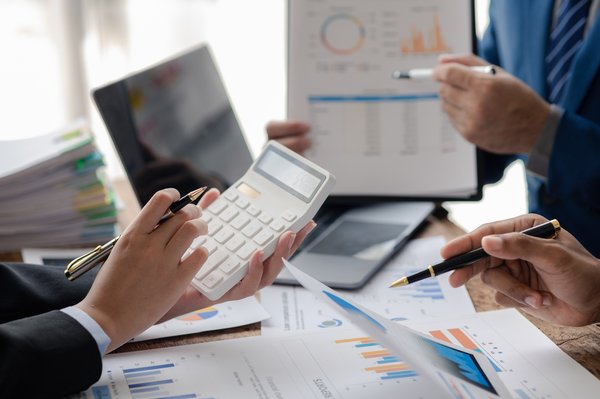 Top 10 outils de gestion commerciale pour optimiser votre entreprise